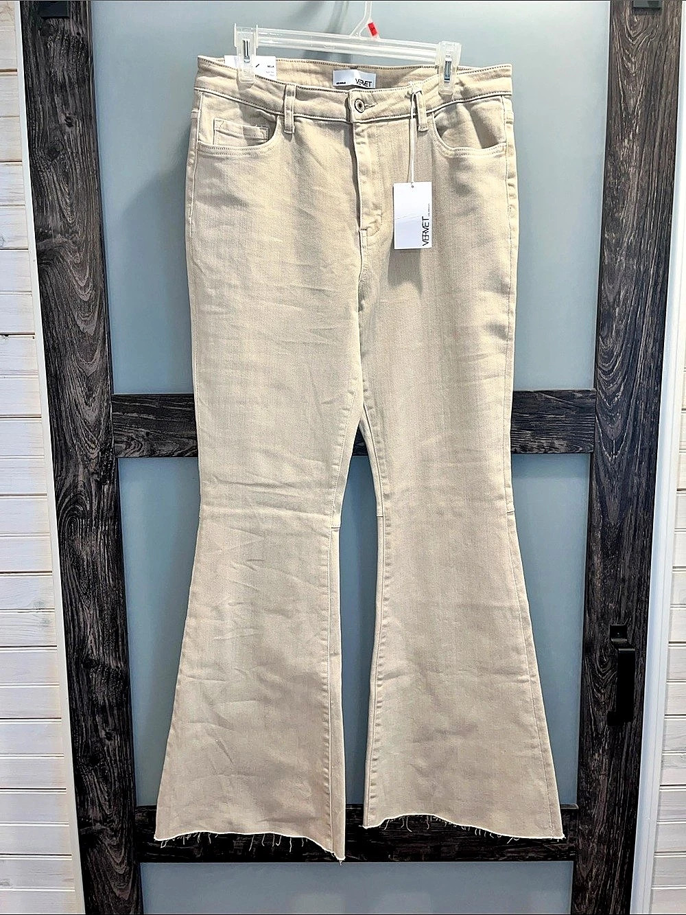 Vervet Bella High-Rise Flare High-Rise Flare Jeans Beige Waist 32 NWT